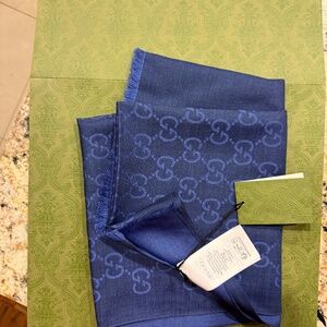 NWT Gucci Navy Scarf